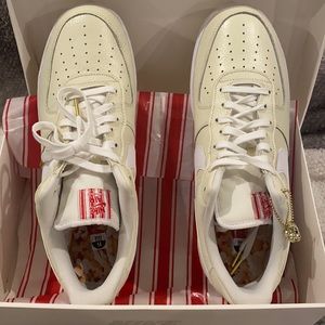 Men’s size 14 Nike AF1 07’ “Popcorn” shoe